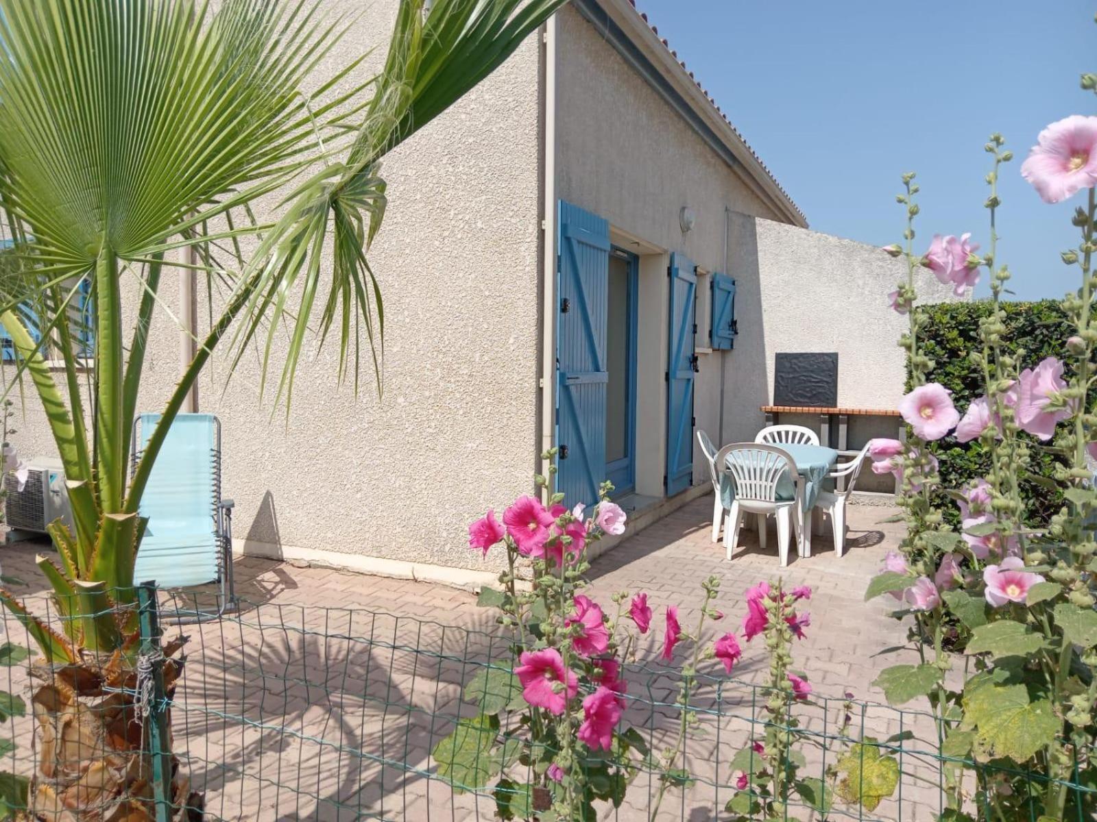 Maison Avec Terrasse Et Piscine Dans Residence A 6Min De La Plage Сент-Марі-ла-Мер Екстер'єр фото